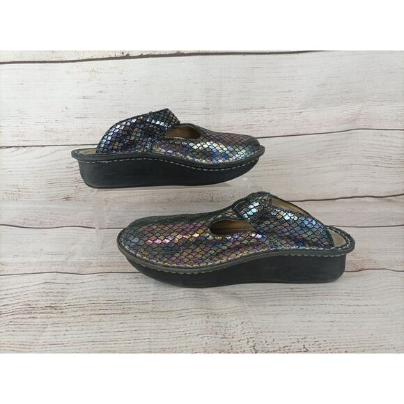 Alegria Womens Classic Brilliant Snake Clogs Sz 35 (US 5) Metallic Black - Picture 2 of 9
